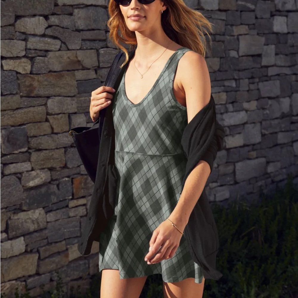Beyond Yoga Gray Beyond Argyle SoftMark Movement Dress